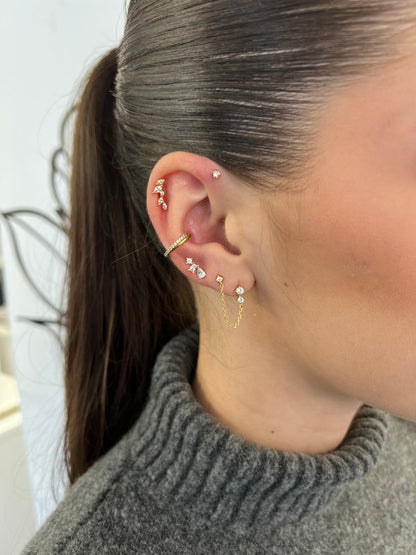 Puce d'Oreille Double Strass Chaînette gold porté lobe 1 et 2