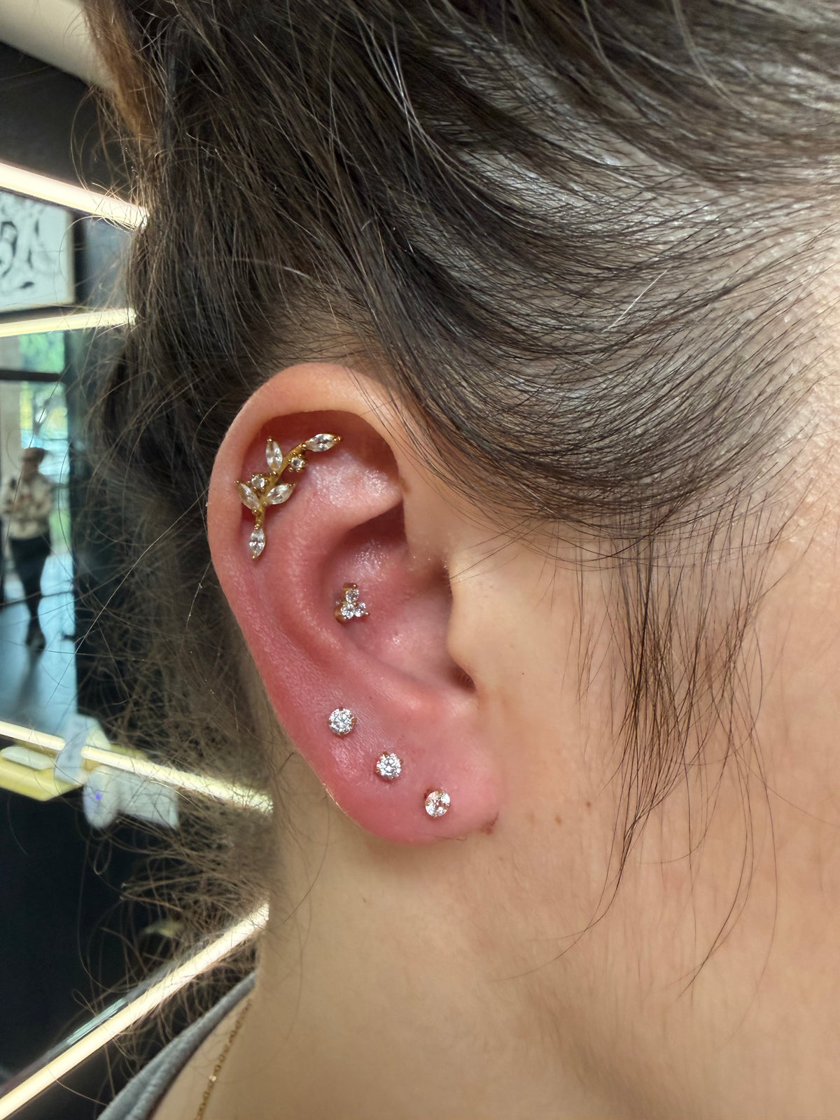 labret trinité porté conch titane ASTM F136 gold